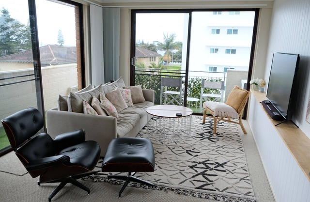 Tranquil, Stylish, Retreat - 3 Bedrooms