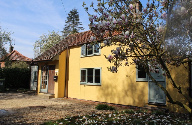 Tranquility personified! This countryside cottage has been lovingly restored