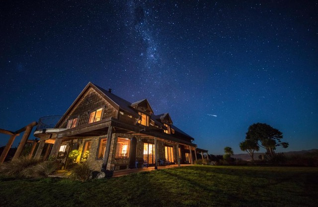 Tree House Lodge Bed & Breakfast