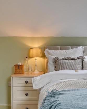 Treetops at Cherry Tree Cottage