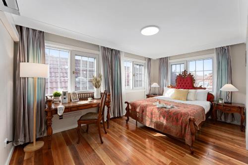 Trendy 4BR Petersham Stay Steps from Top Cafés
