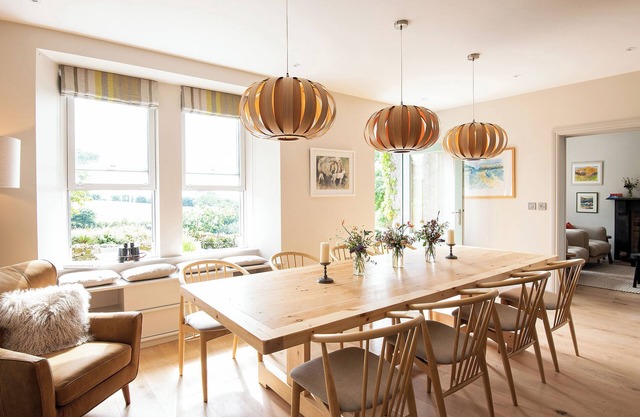 TREVEDDOE FARMHOUSE, pet friendly, with hot tub in Bodmin Moor