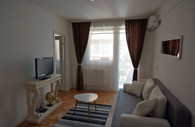 Trident Apartment - city center