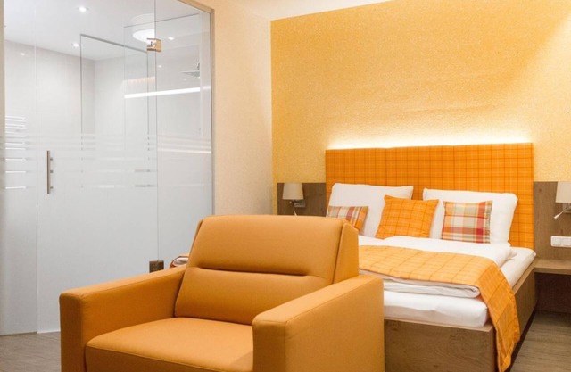 Triple room, shower, WC, with mountain view - Gasthof-Pension Luger - am