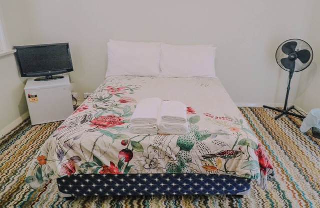 Triple Room With Shared Bathroom