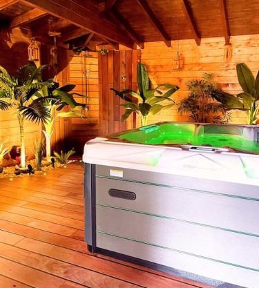 Tropical Spa