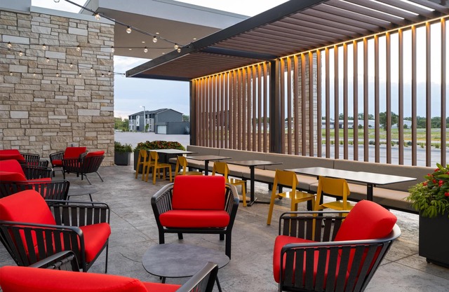 Tru By Hilton Kearney