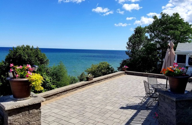 True North Luxury Lakefront Retreat with Stunning Views of Lake Ontario