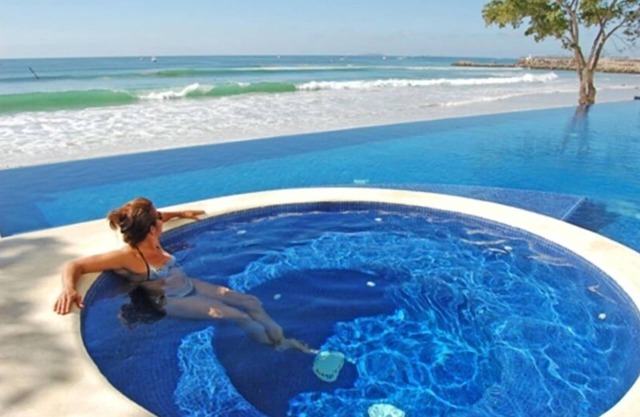 Truly Right on the Beach! Lovely 3 bedroom 5th floor Punta Mita condo. Surfing!