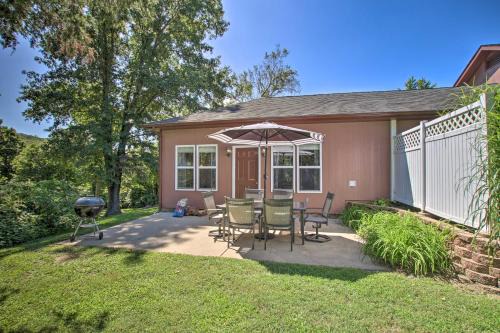 Turtle Rock - Ironton Cabin with Furnished Patio!