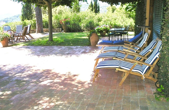 Tuscany villa fabulous seaviews 7 bed aircon pool wifi beach/village 5 mins
