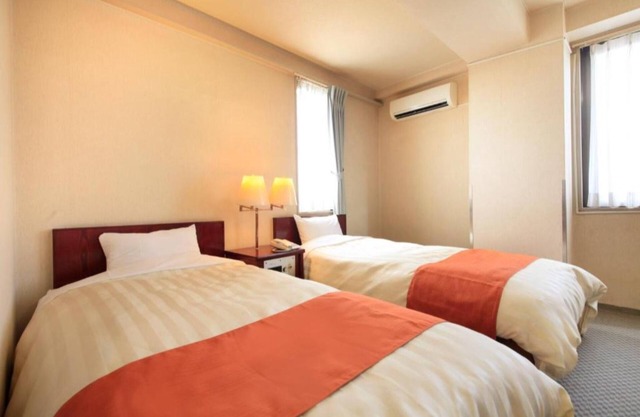 Twin Individual air conditioning Special price/Fujinomiya Shizuoka