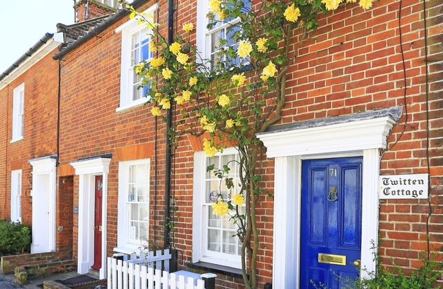 Twitten Cottage - Two Bedroom House, Sleeps 4