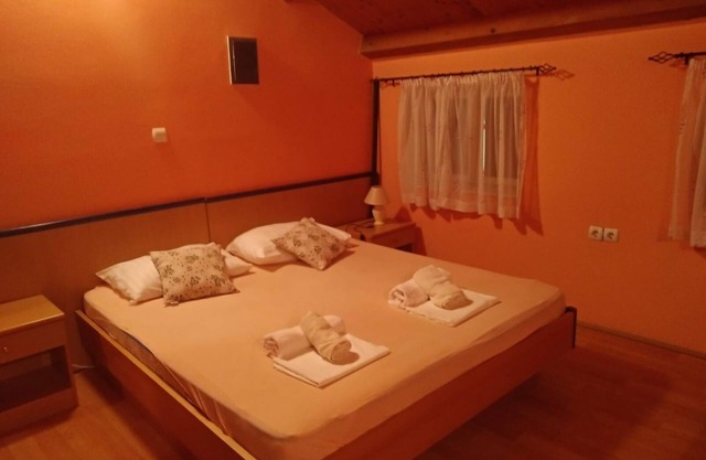 Two bedroom apartment with terrace Bonić, Lošinj (A-23056-a)