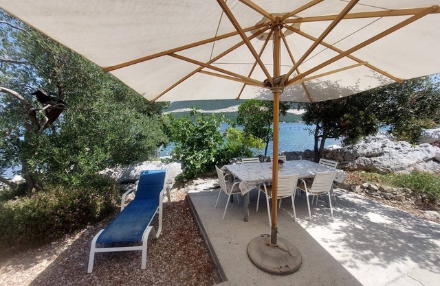 Two bedroom apartment near beach Žuronja, Pelješac (A-13202-a)