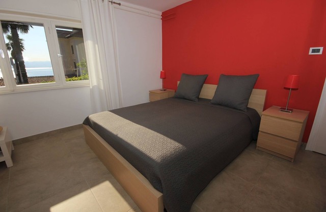 Two bedroom apartment with terrace and sea view Lovran, Opatija (A-7705-a)