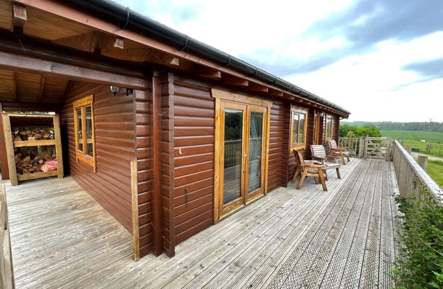 Two bedroom logcabin with spectacular view and private balcony