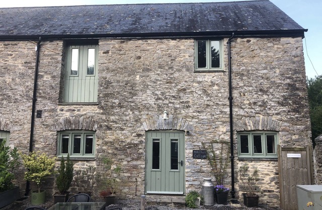 Two bedroom stone cottage near Dartmoor and Devon beaches