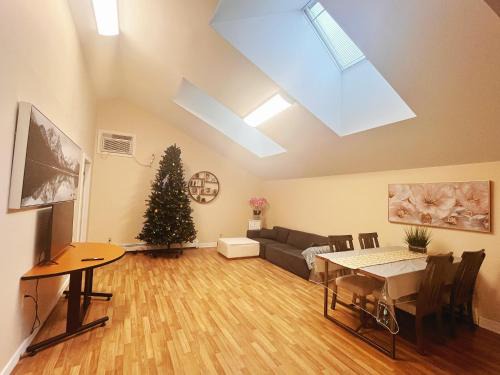 Two bedroom unit in downtown