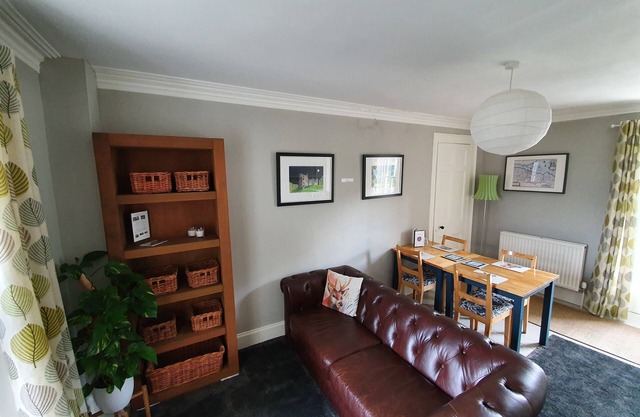 Two gorgeous bedrooms in 4* B&B with open countryside views at Parkhead House