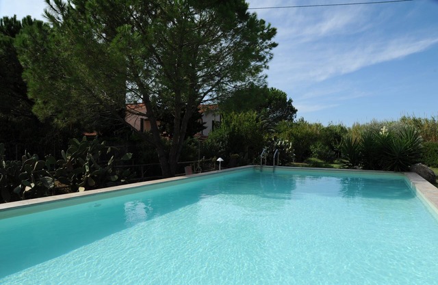 TWO-ROOM APARTMENT WITH POOL IN A QUIET AREA COMFORTABLE ON THE BEACHES -ZWEIZIMMERWOHNUNG
