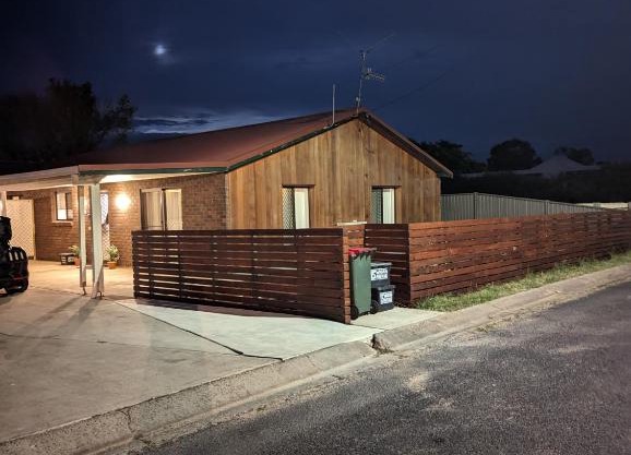 Twodogfolly at Creeklands