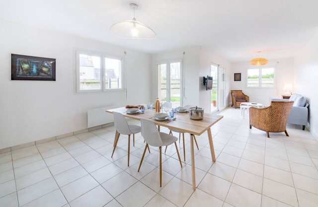 TY BIHAN - Pretty one-storey house near the sea