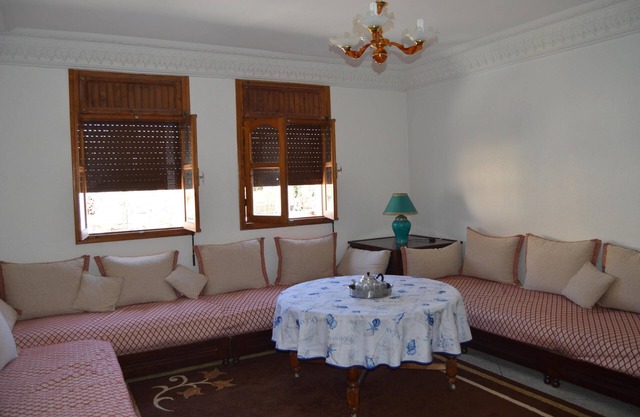 Typical furnished apartment of 100 m2 with 90m2 terrace