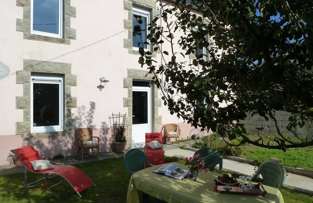 Typical house, completely renovated, comfortable and warm.