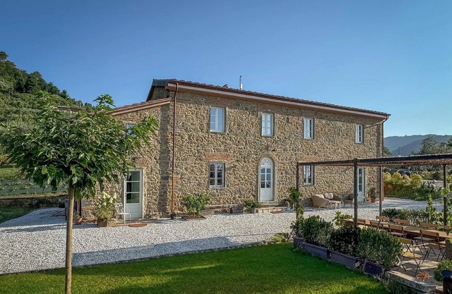Typical Stone House with Swimming Pool 6/8 Pax in the countryside between Florence and Lucca.