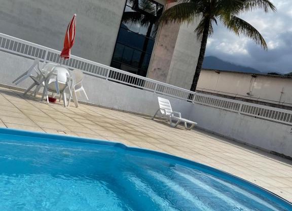 Ubatuba! Sun Way! Piscinas churrasqueira, espaço Sophia!