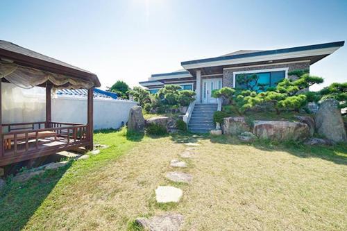 Ulsan Healing Dokchae Pension