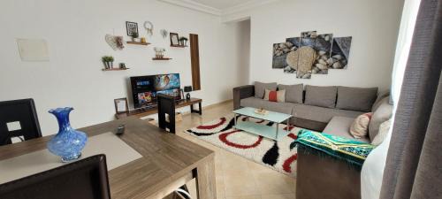 Un chaleureux appartement avec wifi et climatisation