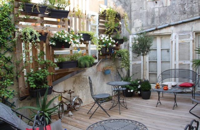 Une Chambre en Ville