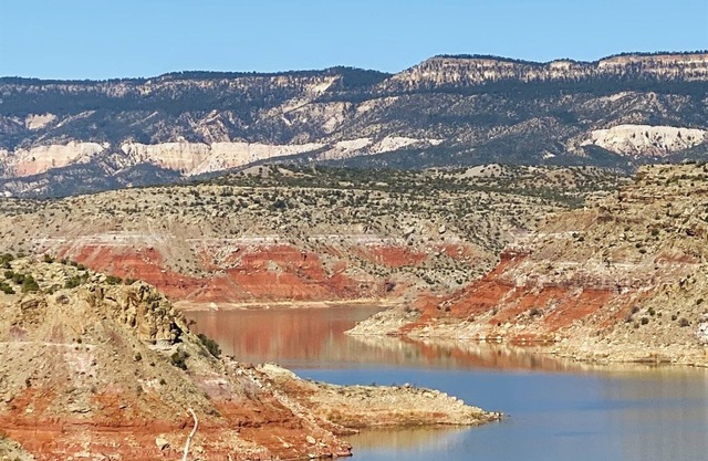 Unforgettable Abiquiu Views. Luxurious Stays. Daily Gourmet Breakfast.