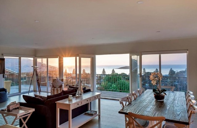 Uninterrupted Views Encounter Bay - BYO Linen