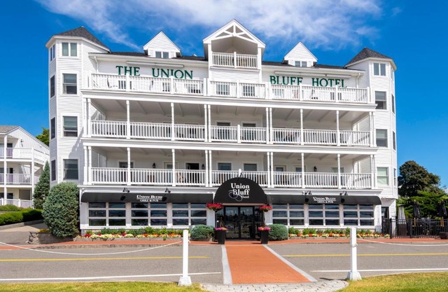 Union Bluff Hotel & Meeting House