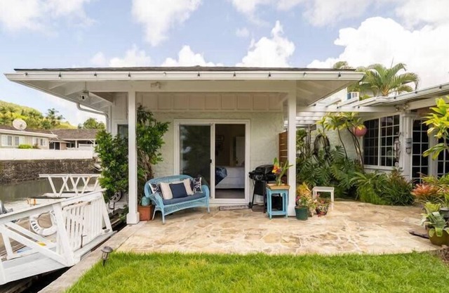 Unique Boathouse on the Bay