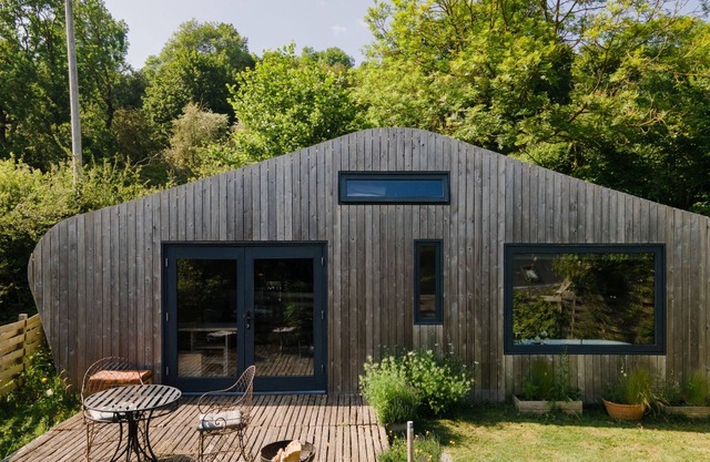Unique Cabin Wrapped in Beautiful Welsh Scenery