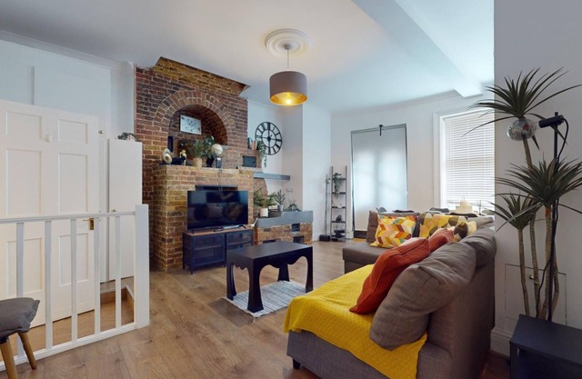 Unique & Cosy London Retreat