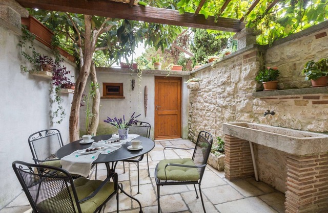 Unique flat in the centre of the old town of Porec just 150 metres from the beach with Mediterranean garden