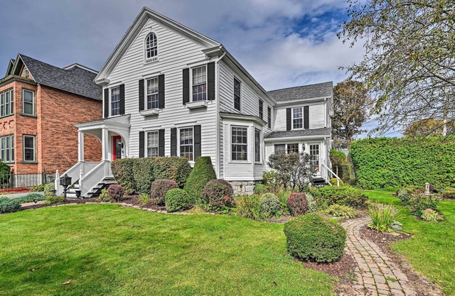 Unique & Historic Home Walk to Lake Champlain