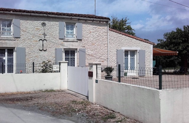 Unique house at the heart of the Poitevin wetlands