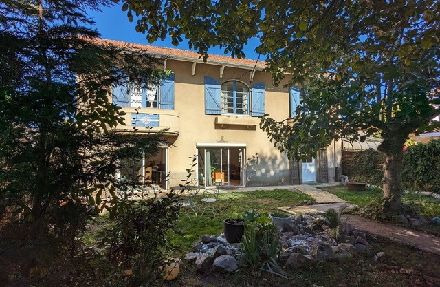 Unique in Foix : Characterful, Elegant, and Authentic House