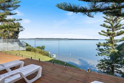 Unique Waterfront Lake Views in Toukley