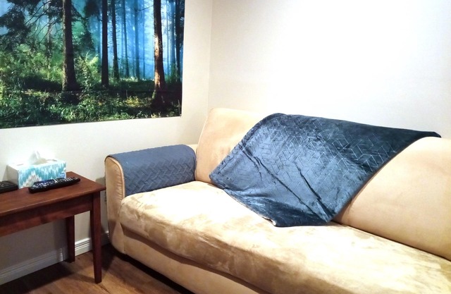 Unique Zen Den Guest Suite In Alliston
