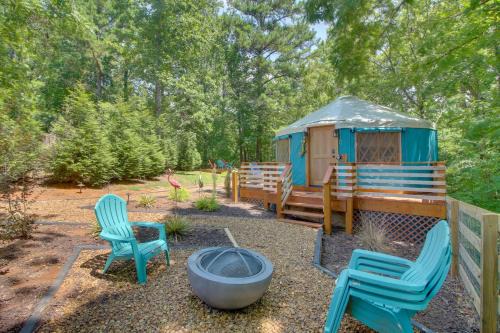 Unplugged Retreat! Unique Yurt with Deck in Smokies