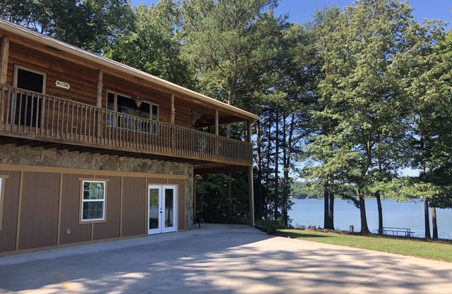 Unwind on Cherokee Lake Cabin with Private Dock