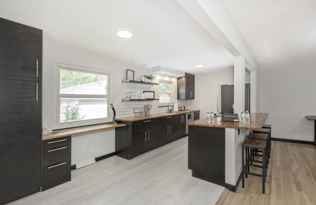 Updated Bungalow Near Downtown Willoughby