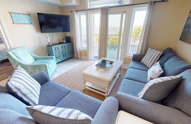 Upgraded w/Pool Access & The Best Sunrise & Sunset Views!